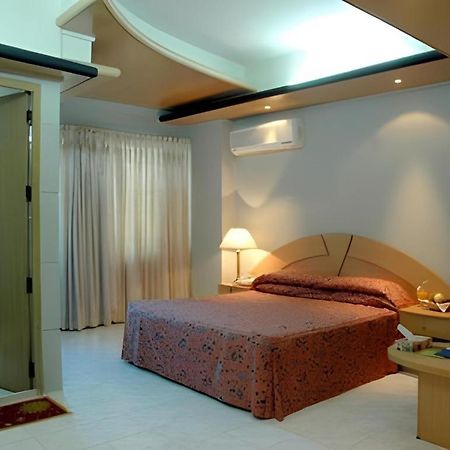 Hotel Tower Inn, Chittagong Eksteriør bilde