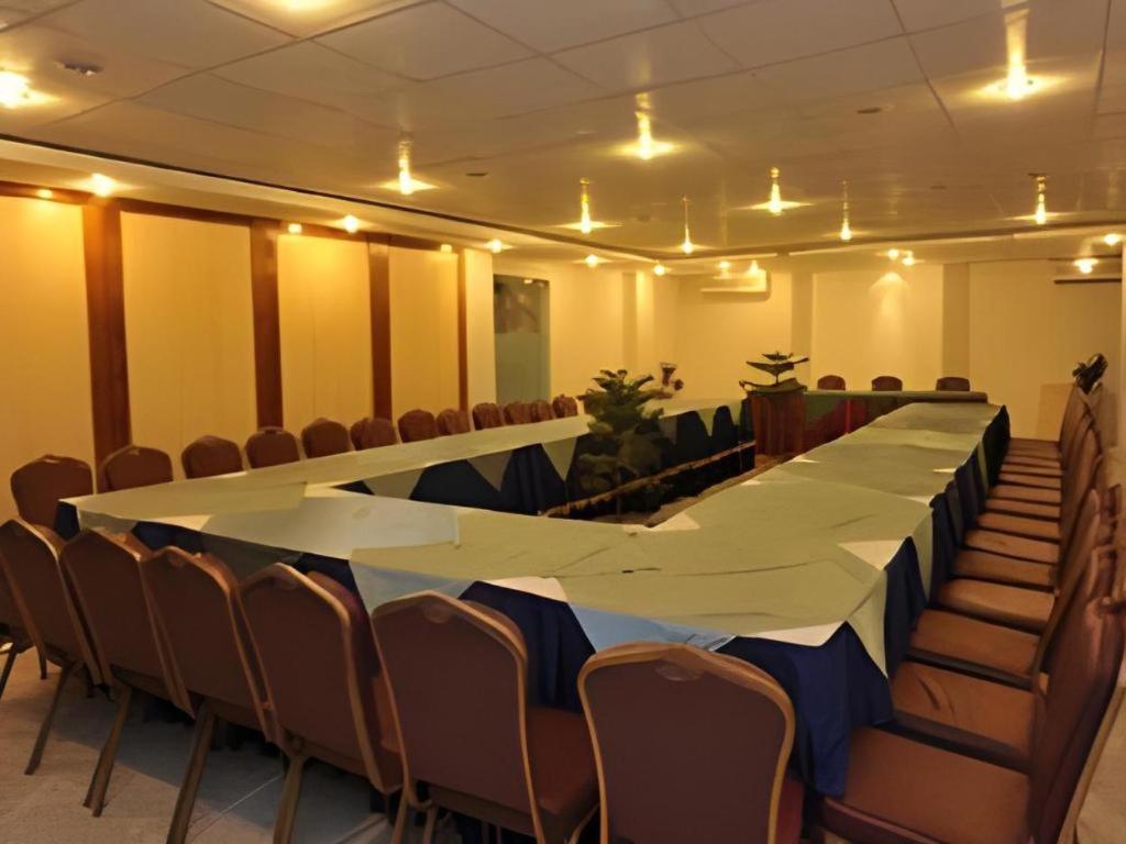 Hotel Tower Inn, Chittagong Eksteriør bilde
